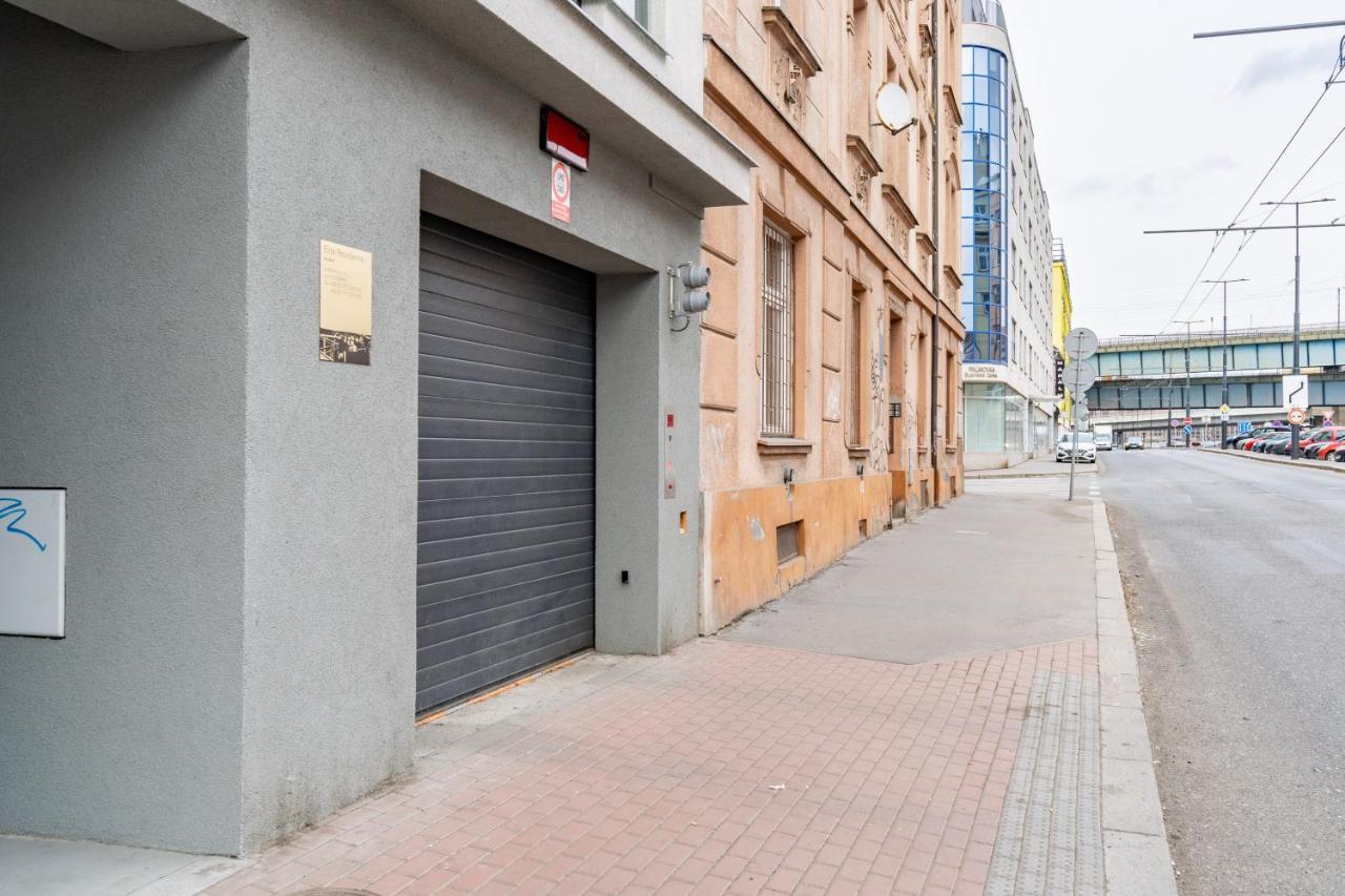 Brand New Two Room Apartment #26 With Free Secure Parking Close To Center Πράγα Εξωτερικό φωτογραφία